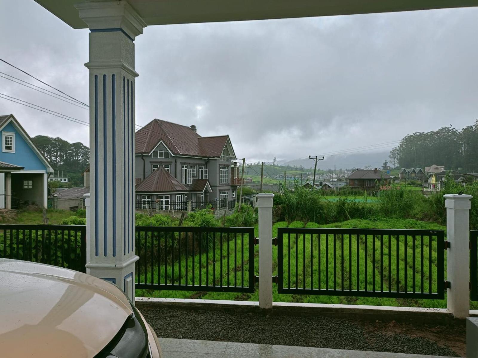 Golden Mist Hotel Nuwara Eliya Esterno foto