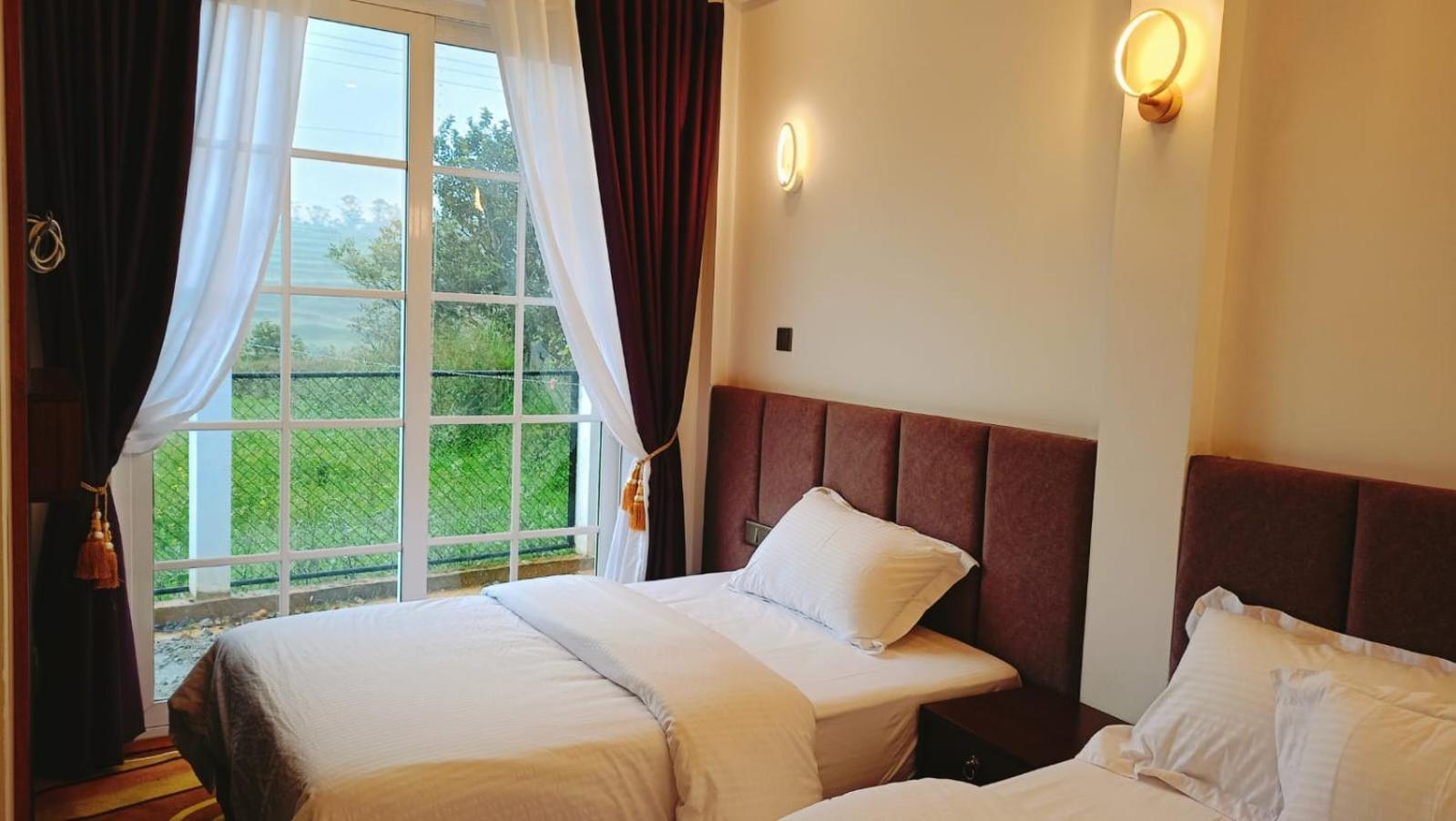 Golden Mist Hotel Nuwara Eliya Esterno foto